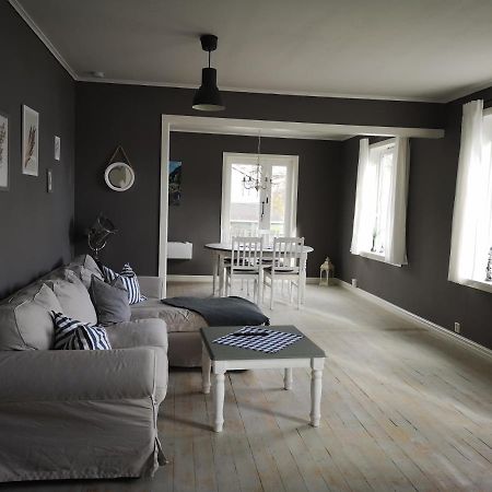 Old School Pa Eidslandet - Exclusive Apartment Exterior foto